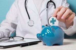 PLANO DE SAÚDE EMPRESARIAL COM UMA FAMÍLIA DEVE TER REAJUSTE LIMITADO PELA ANS