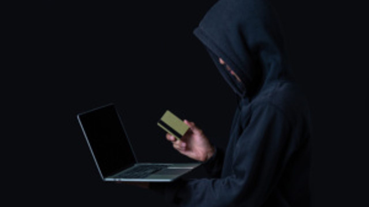 BANCOS SÃO RESPONSÁVEIS POR COMPROVAR FRAUDES FINANCEIRAS